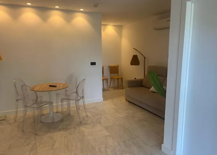 Apartamentos Brillante 156